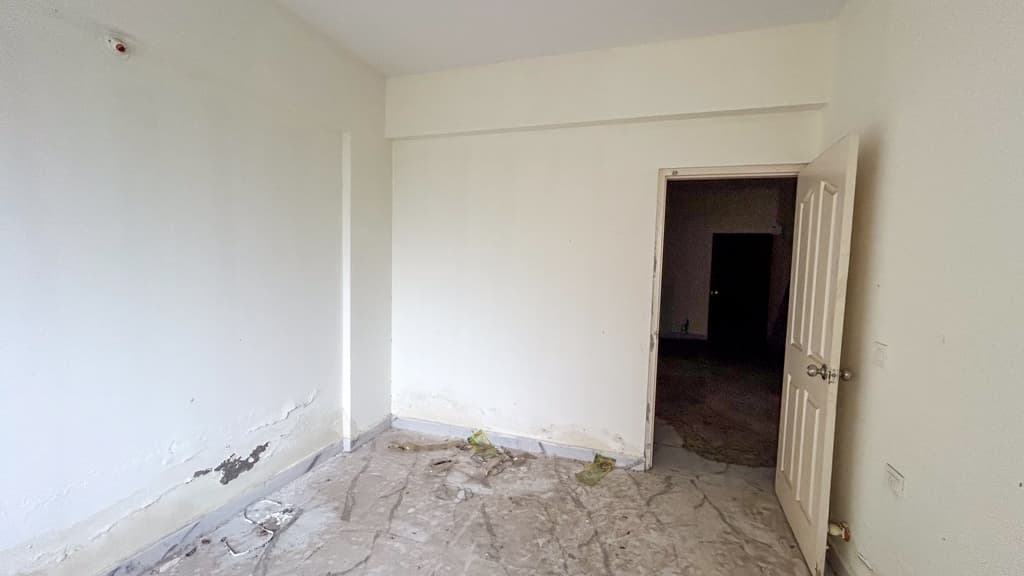 Property Photos 12