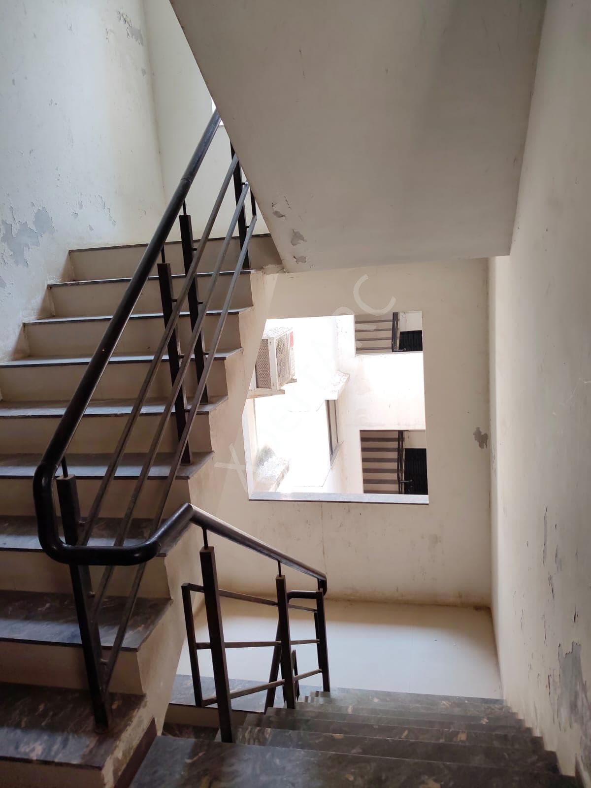 Property Photos 17