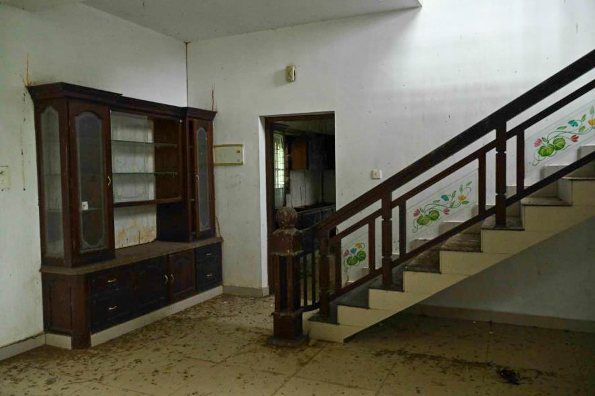Property Photos 6
