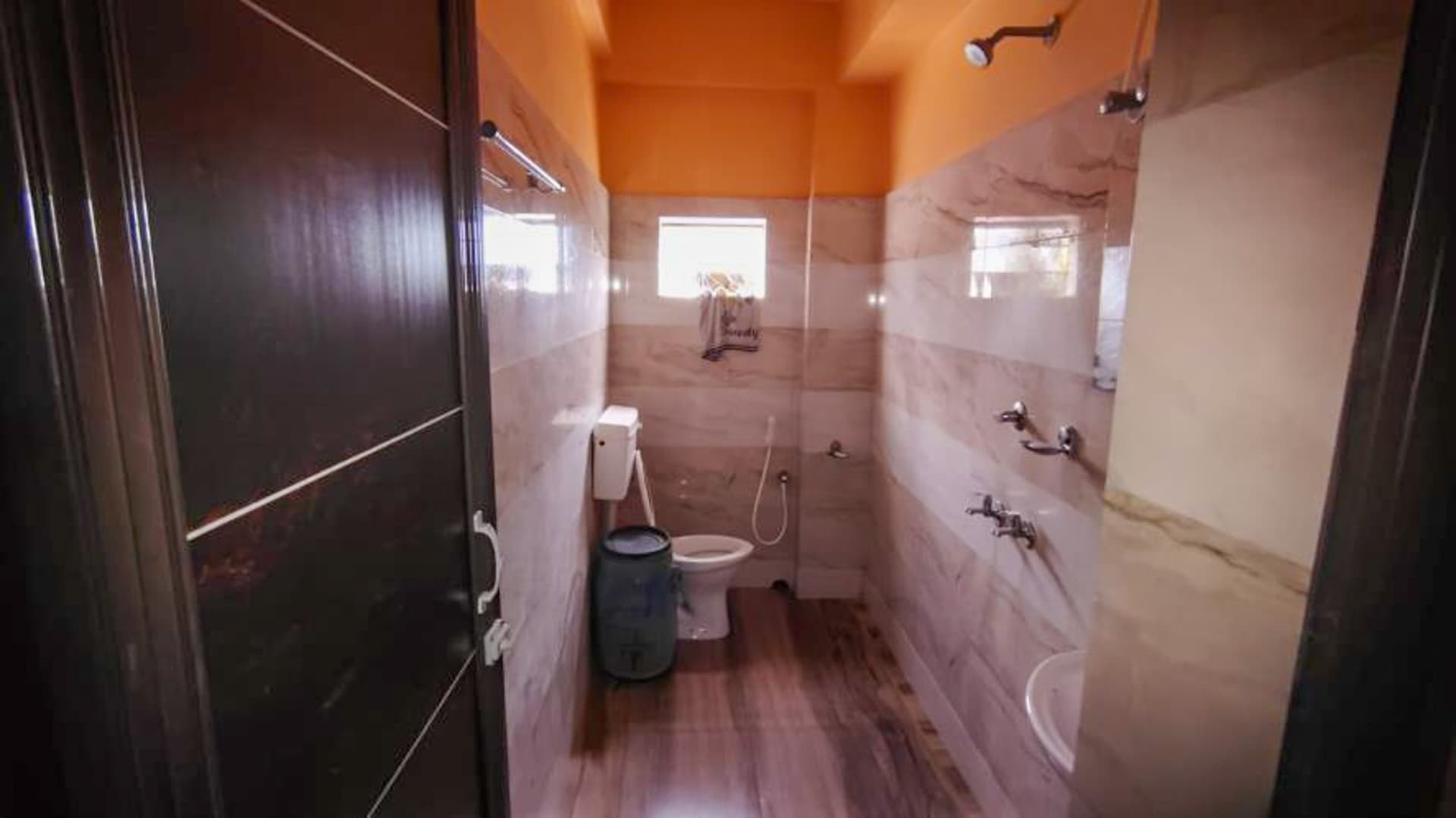 Property Photos 12