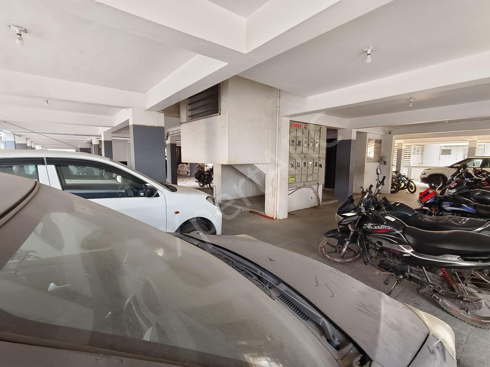 Property Photos 9