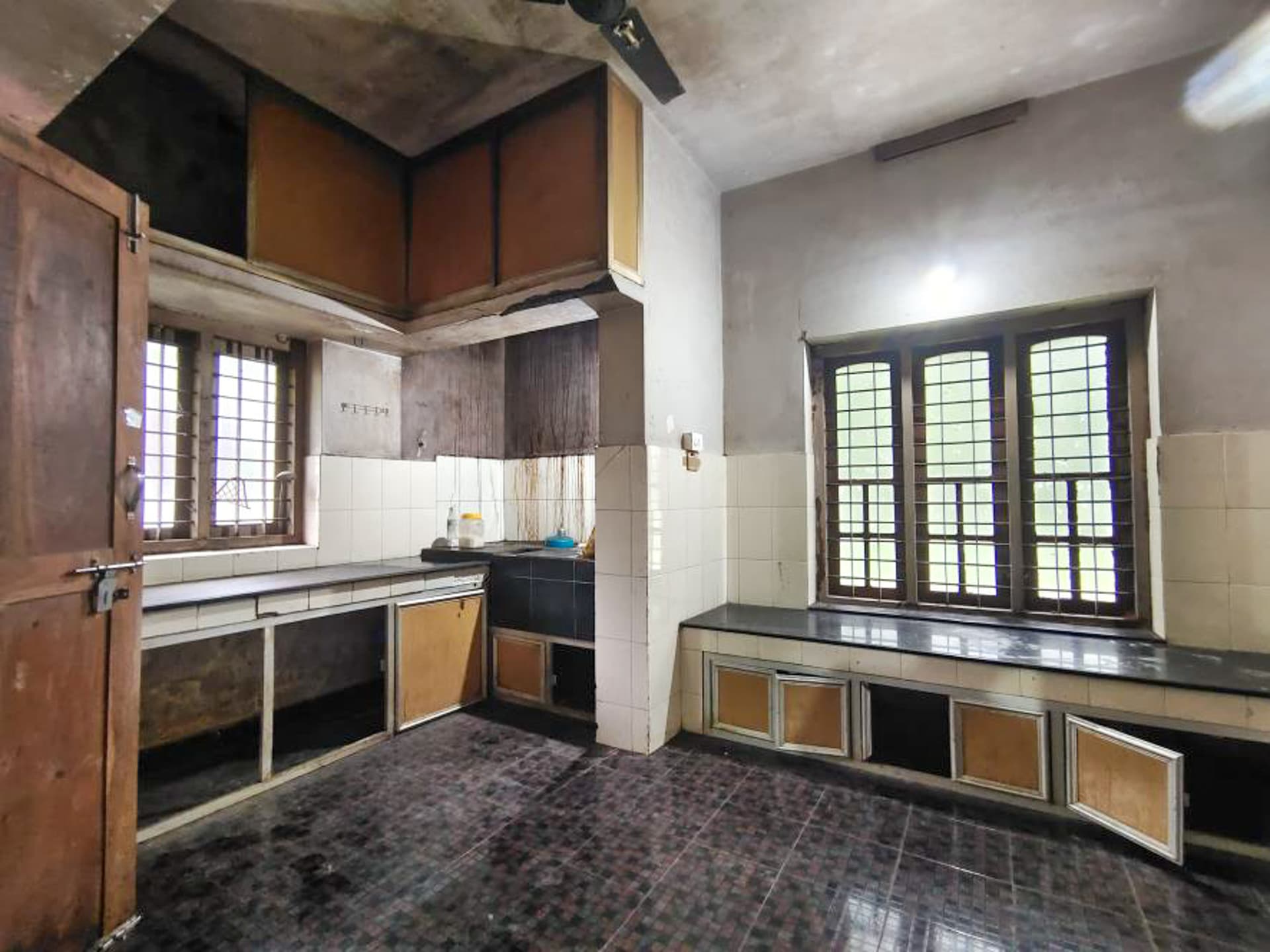 Property Photos 9