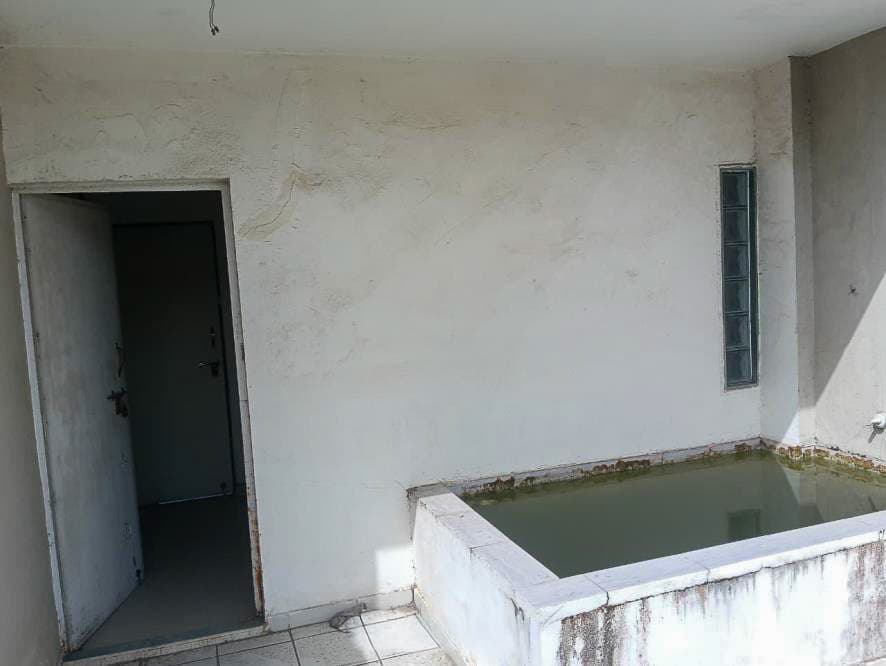 Property Photos 25