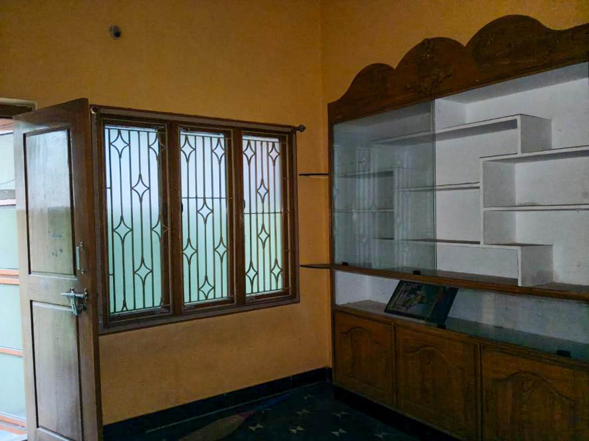 Property Photos 23