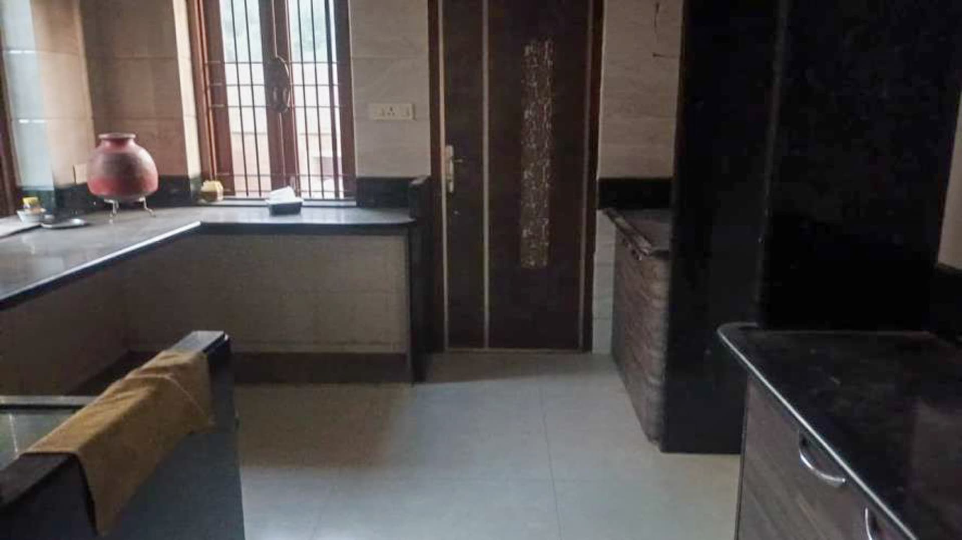 Property Photos 32