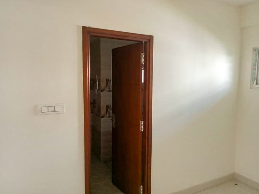 Property Photos 25