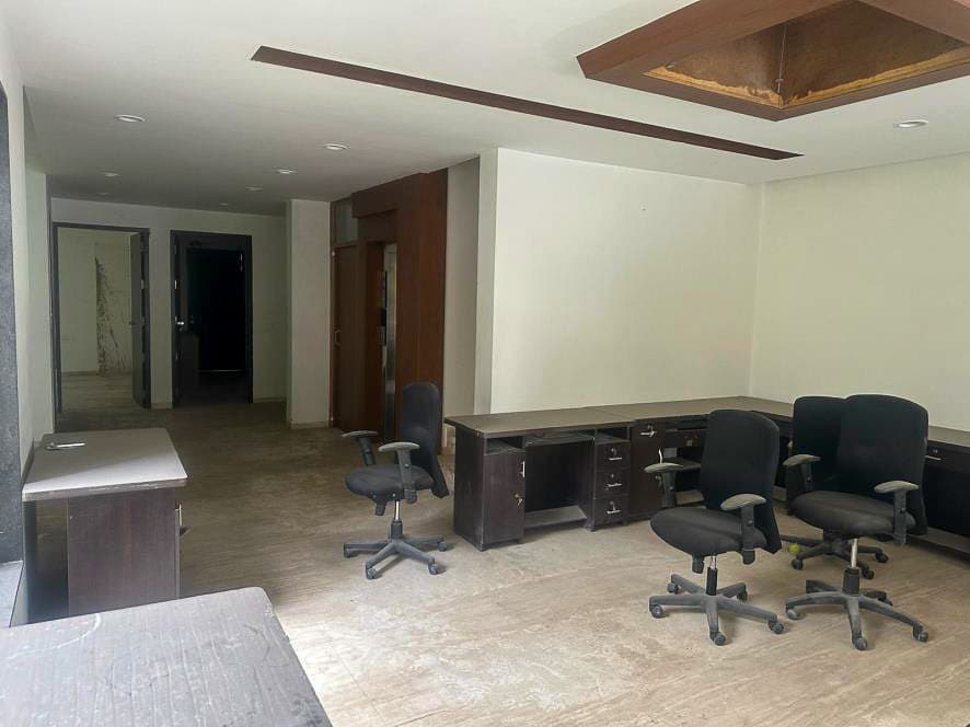 Property Photos 7