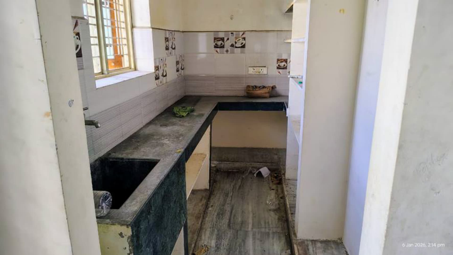 Property Photos 17