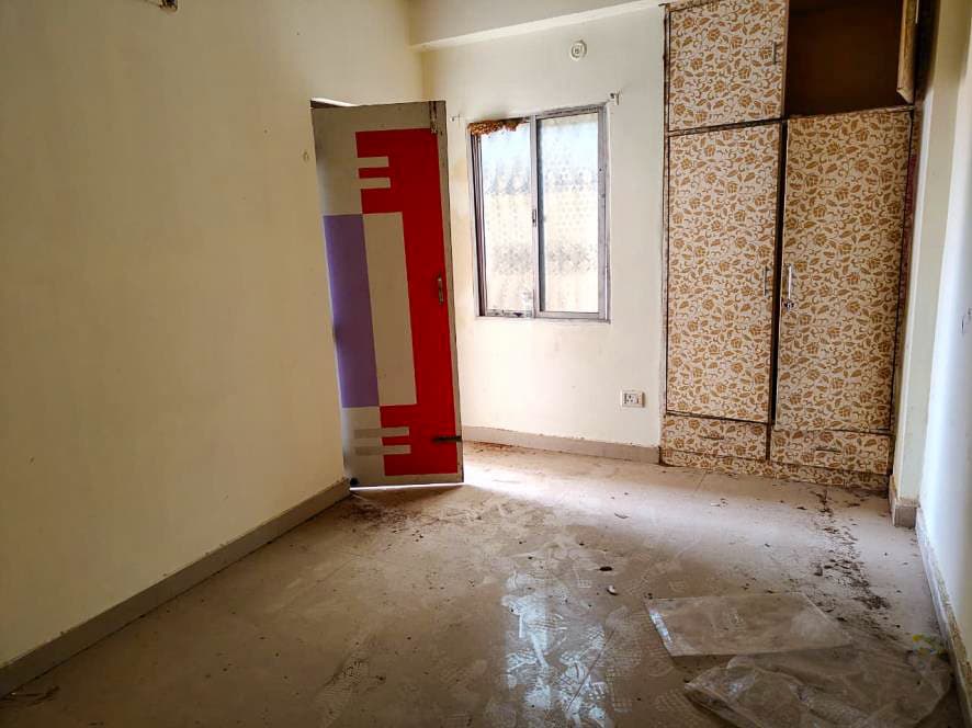 Property Photos 14