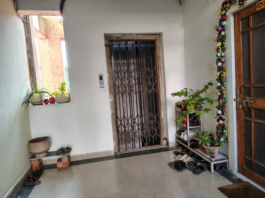 Property Photos 8
