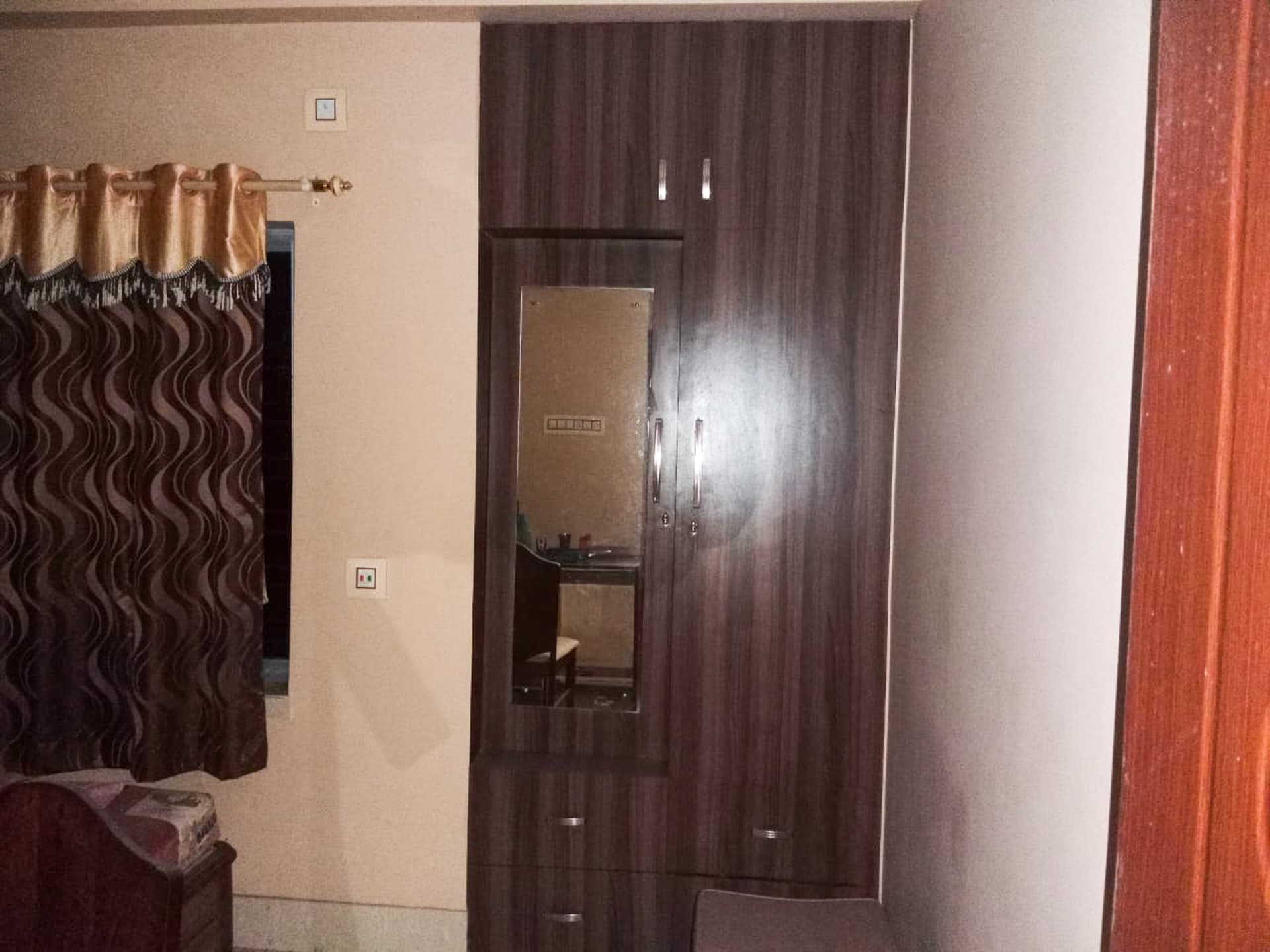 Property Photos 9