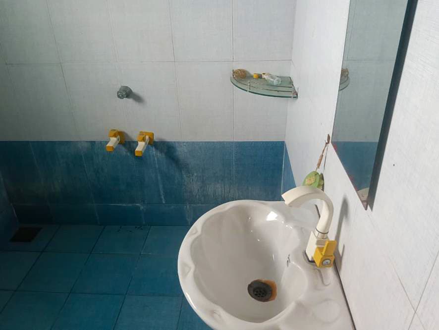 Property Photos 8
