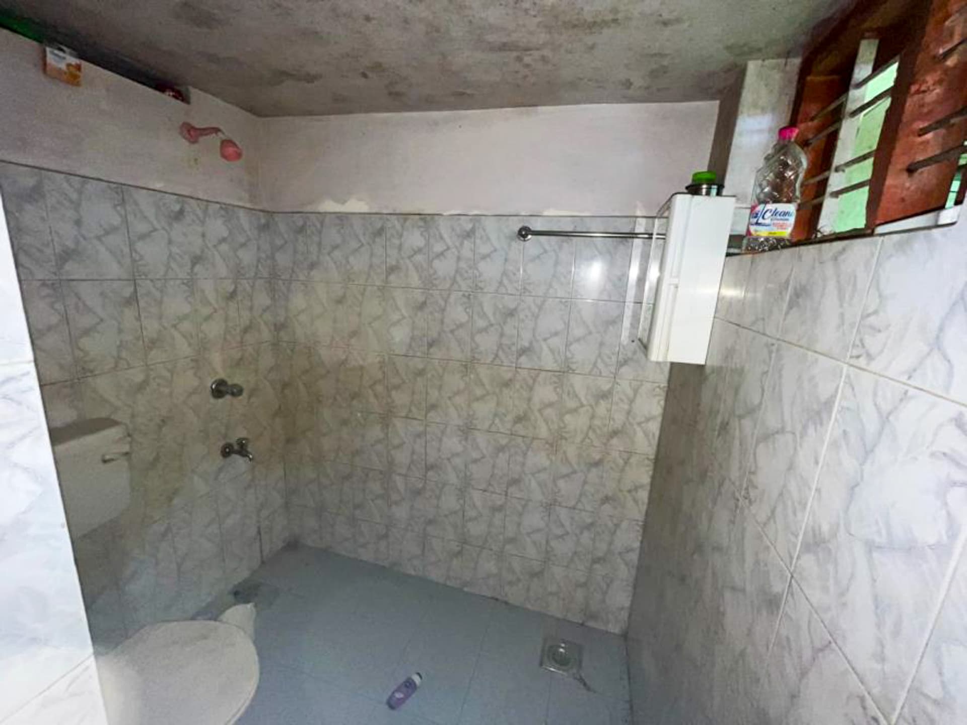 Property Photos 25