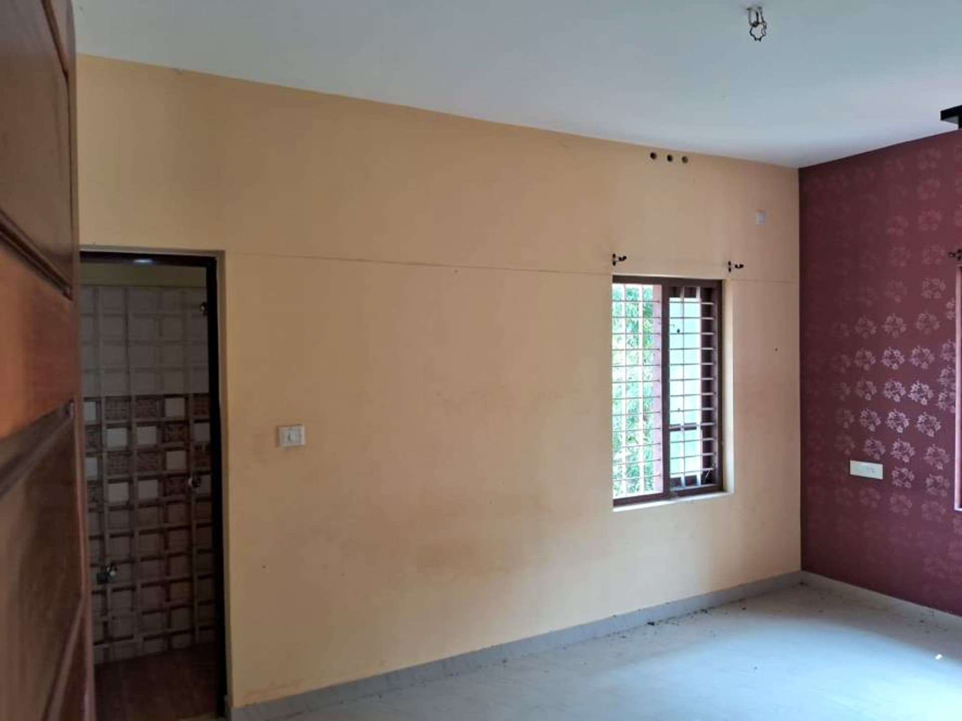 Property Photos 8
