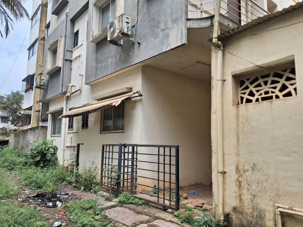 Property Photos 4