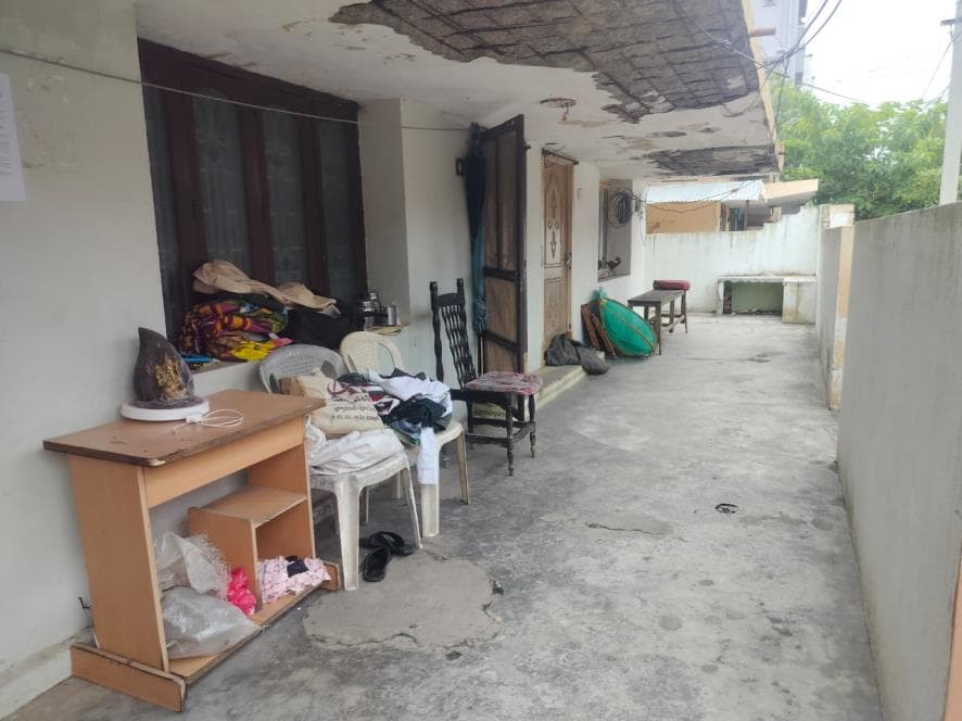 Property Photos 8