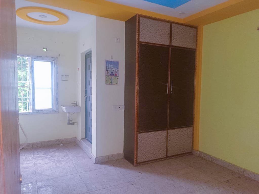 Property Photos 6