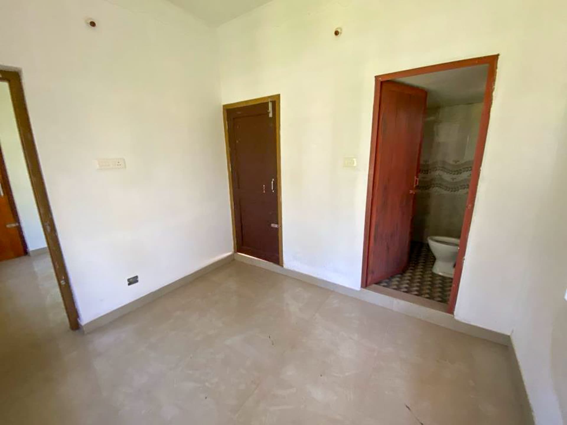 Property Photos 6