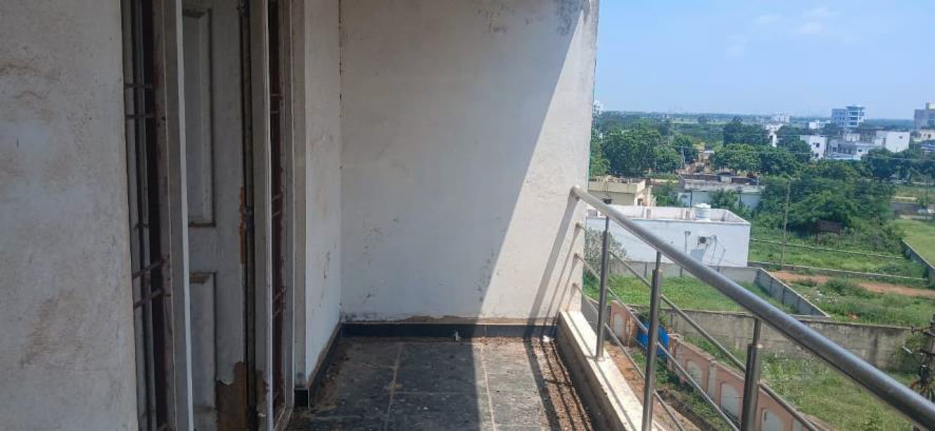 Property Photos 6