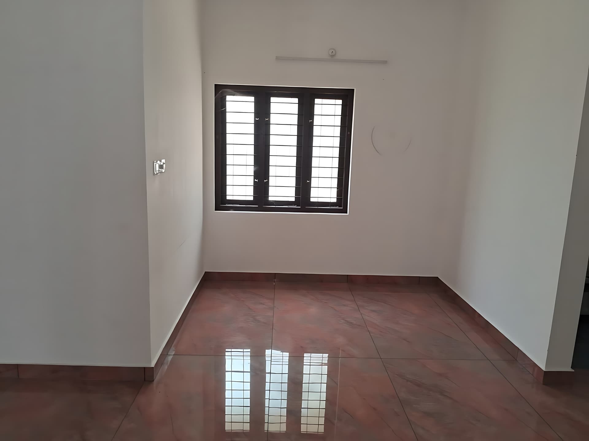 Property Photos 16