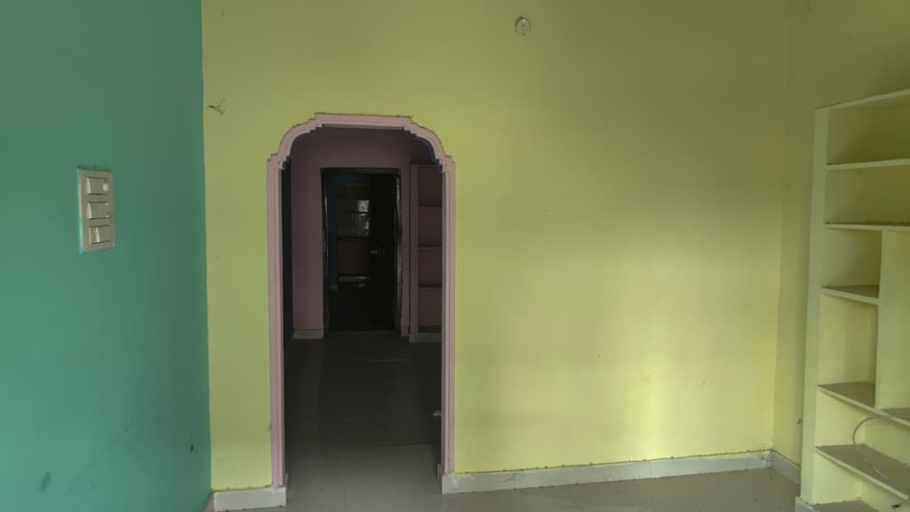 Property Photos 6