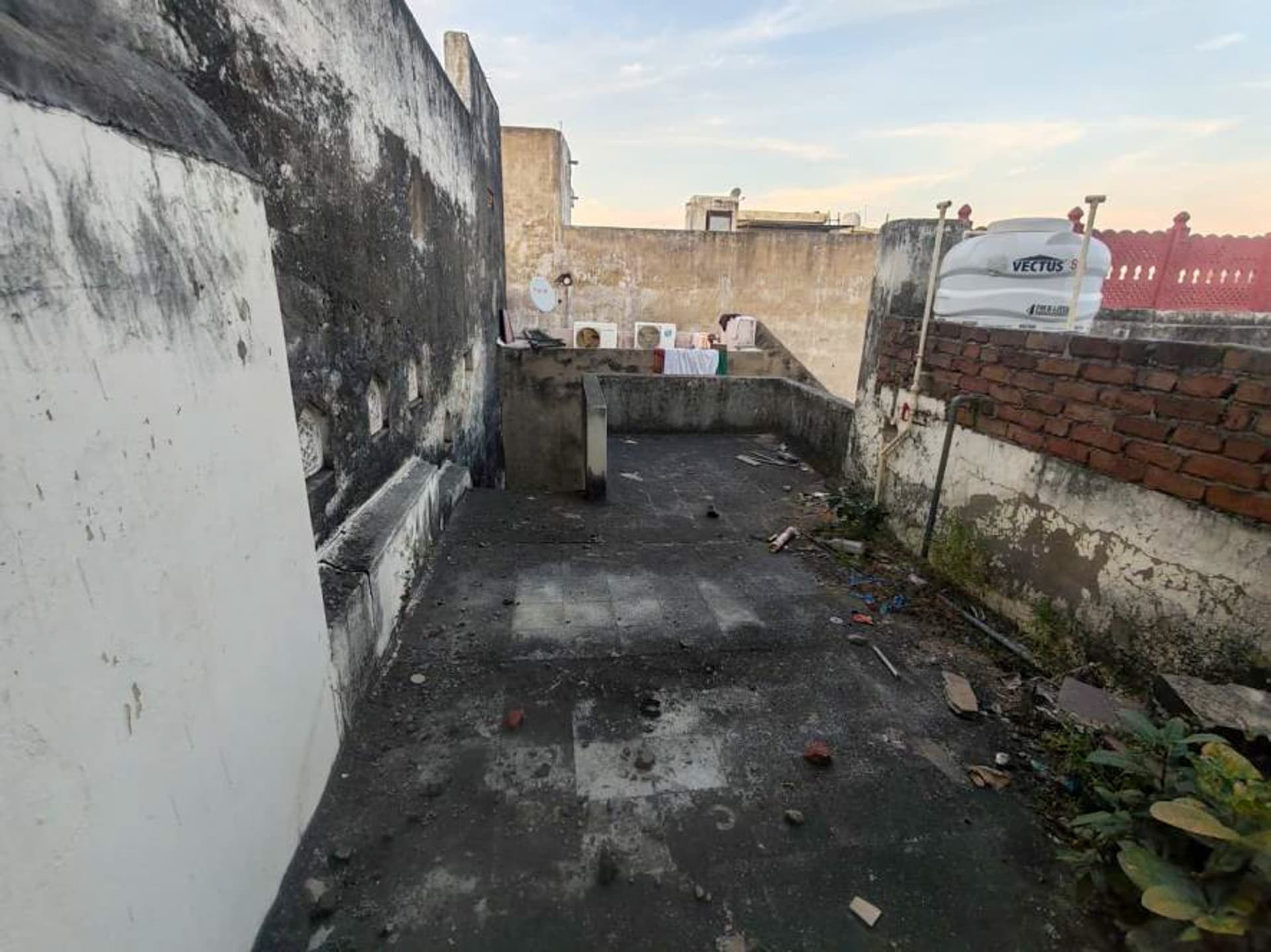 Property Photos 38