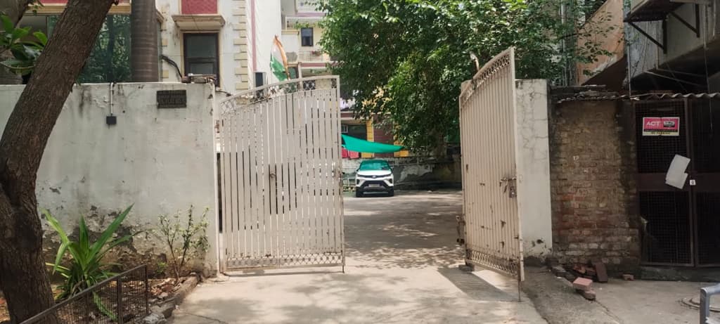 Property Photos 25