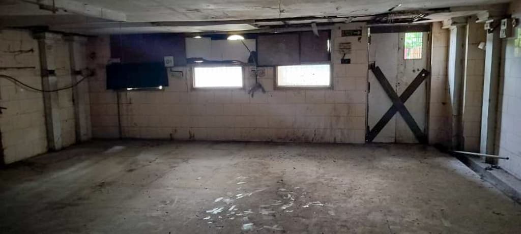 Property Photos 5