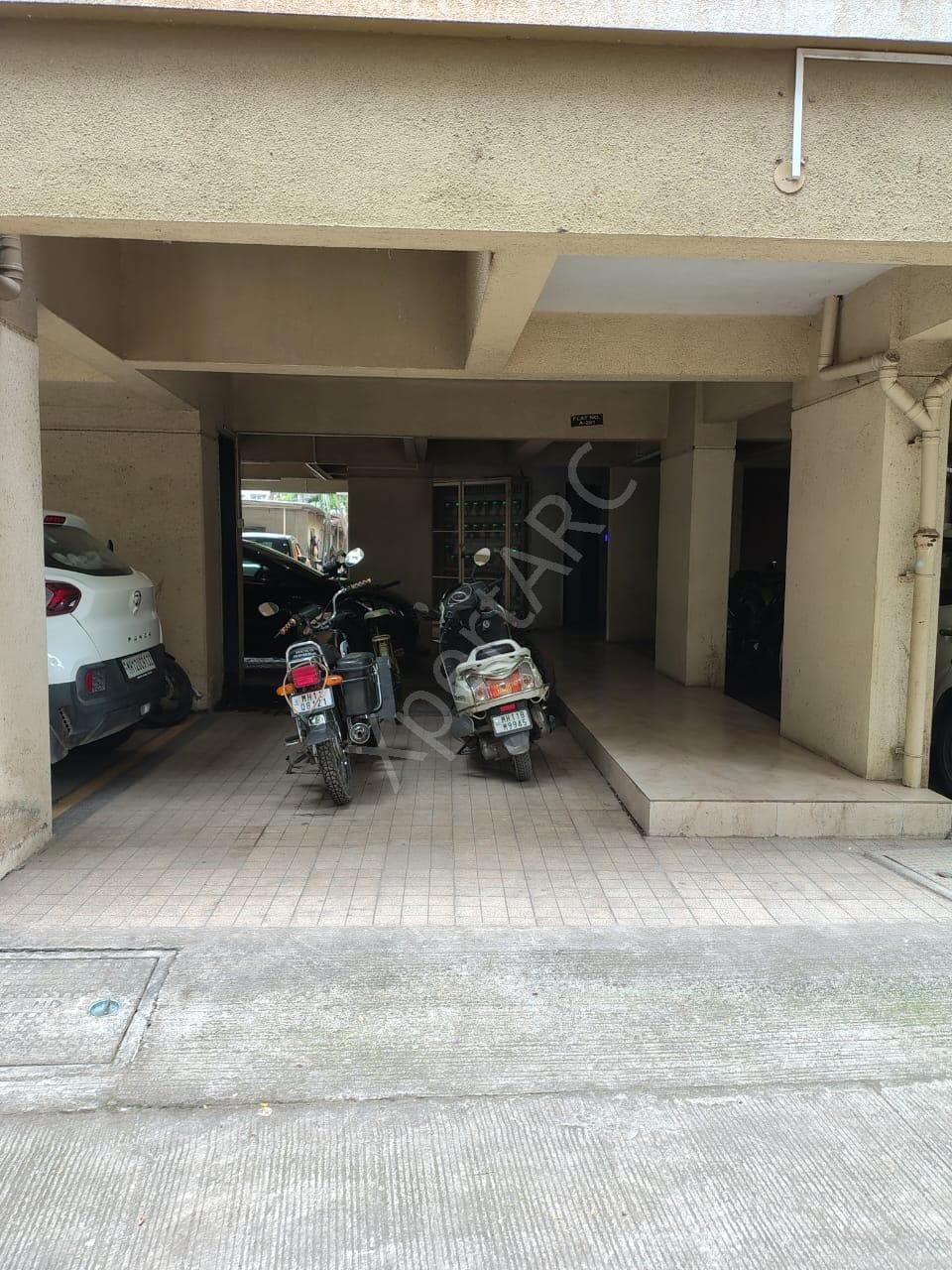 Property Photos 8
