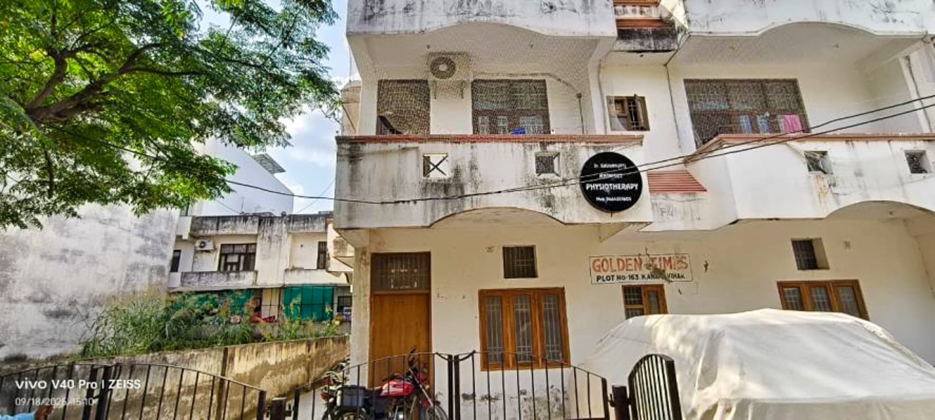 Property Photos 25