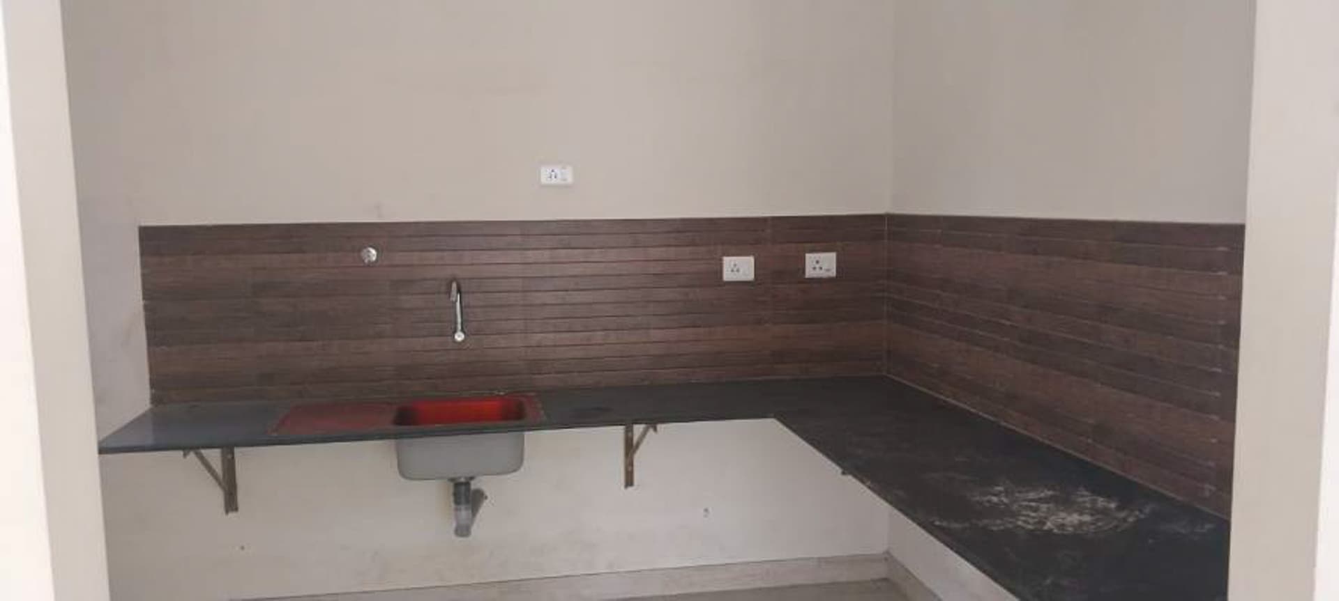 Property Photos 10