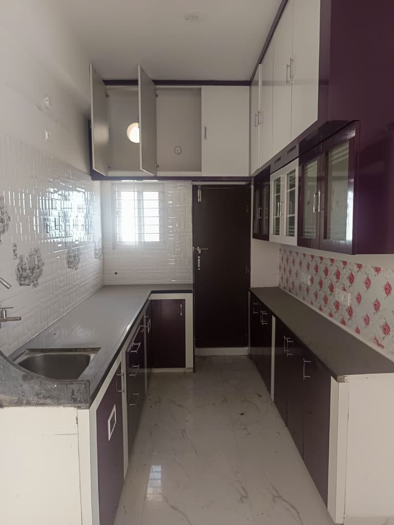 Property Photos 17