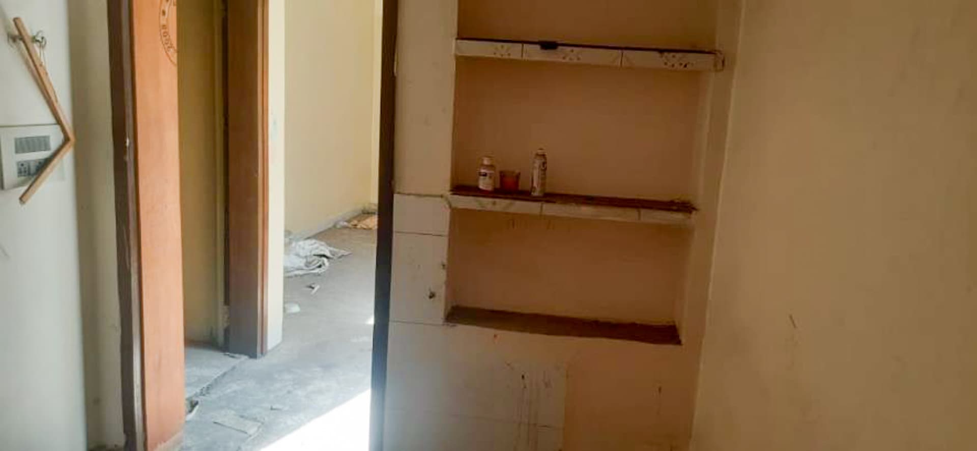 Property Photos 28