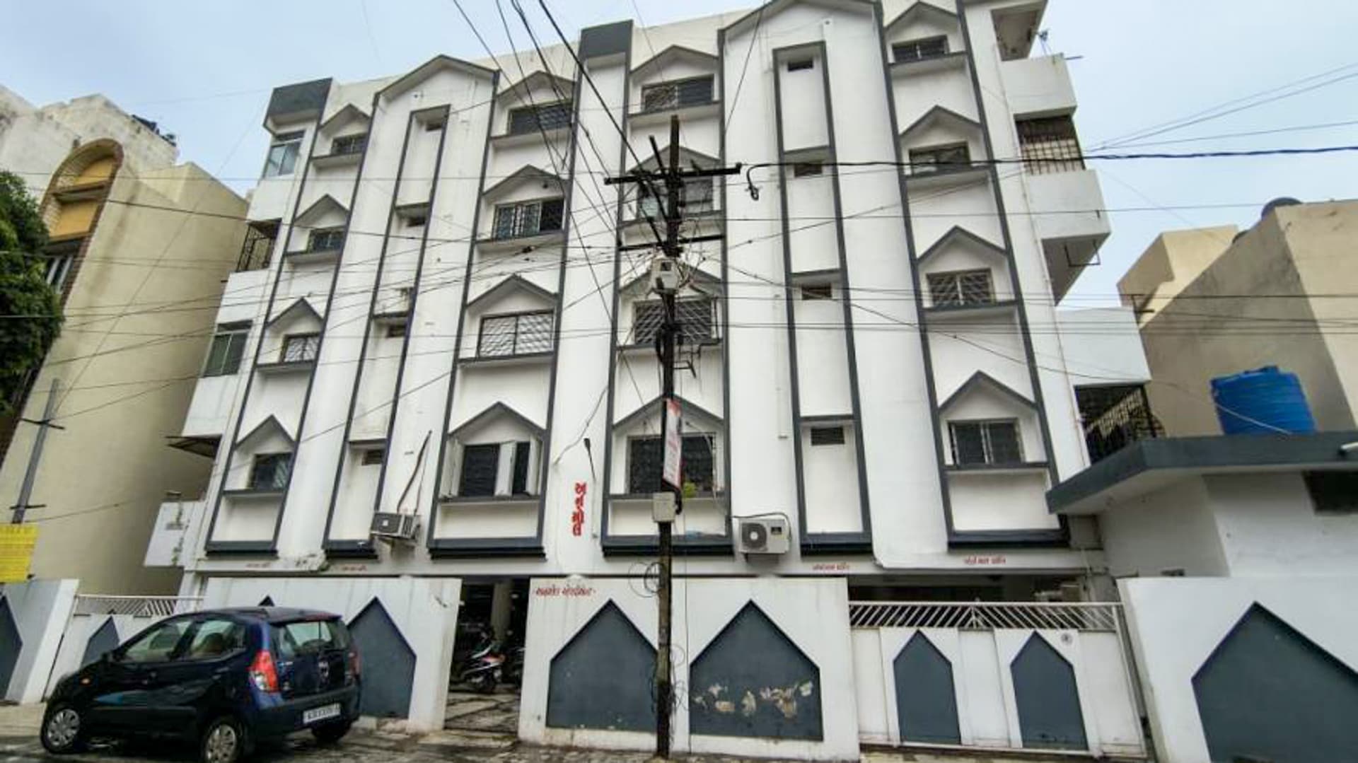 Property Photos 9