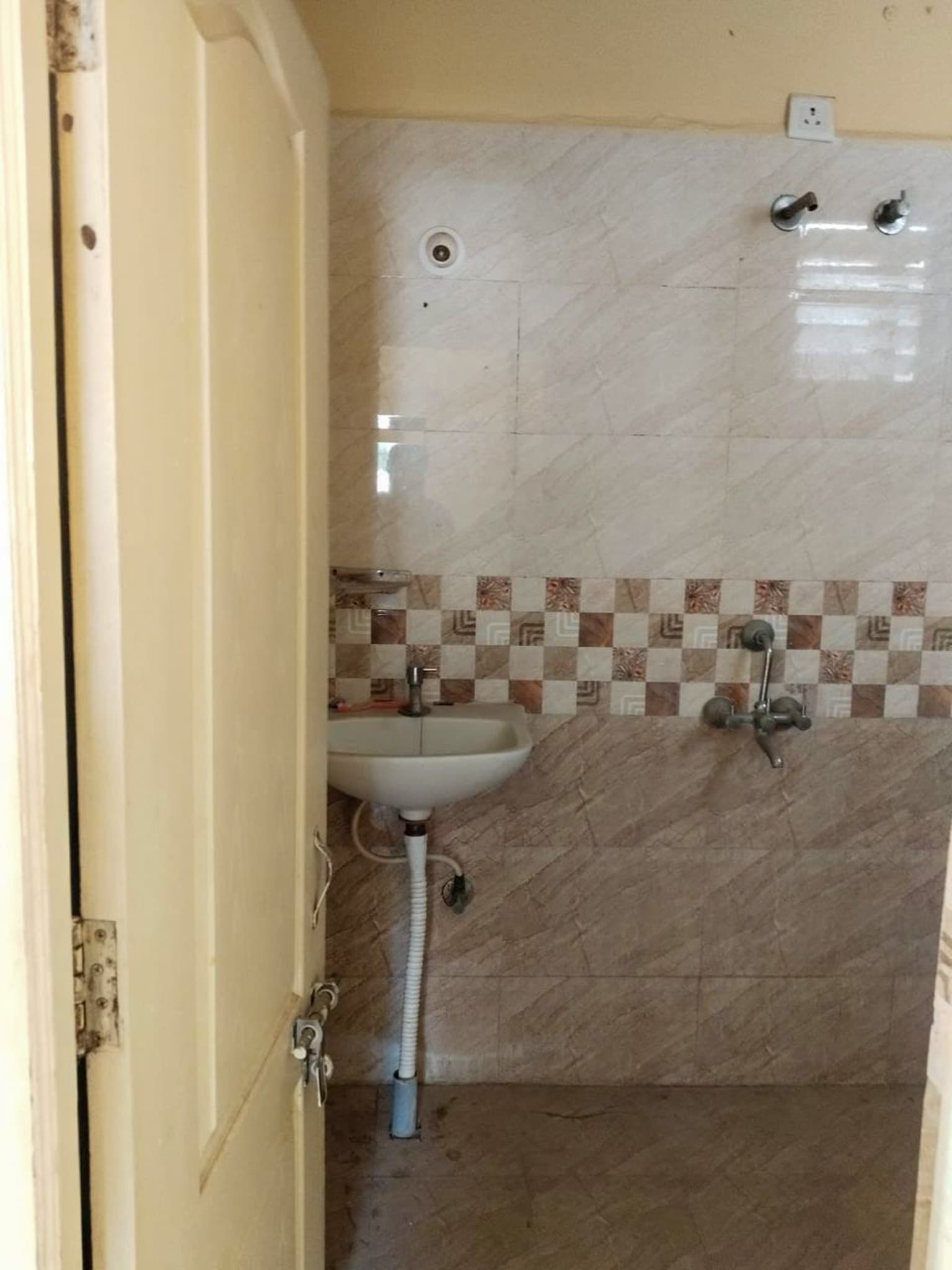 Property Photos 6