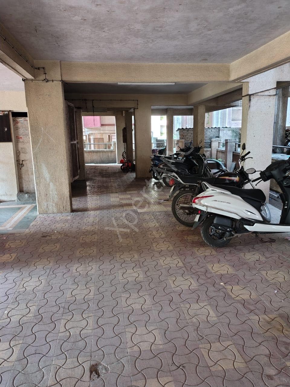 Property Photos 5