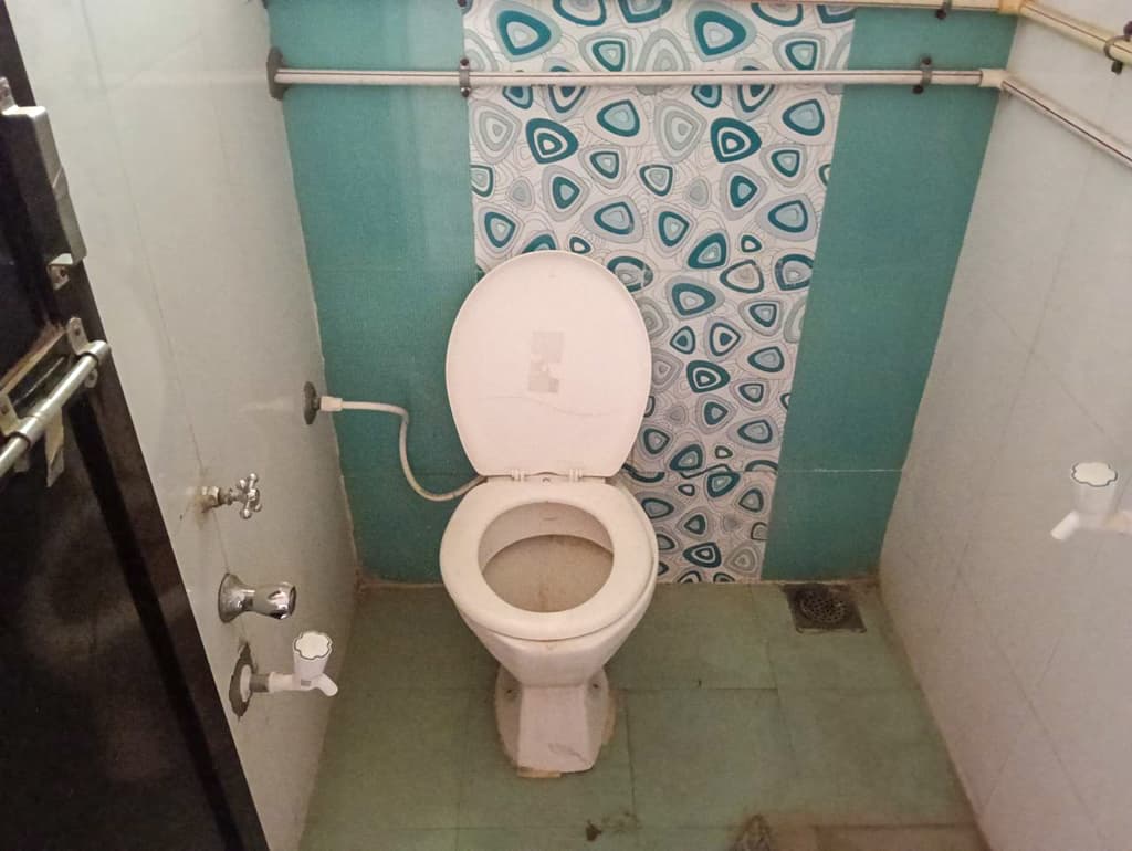 Property Photos 8