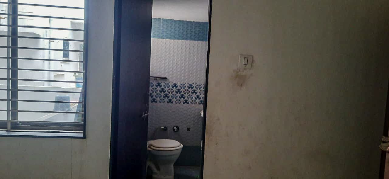 Property Photos 5