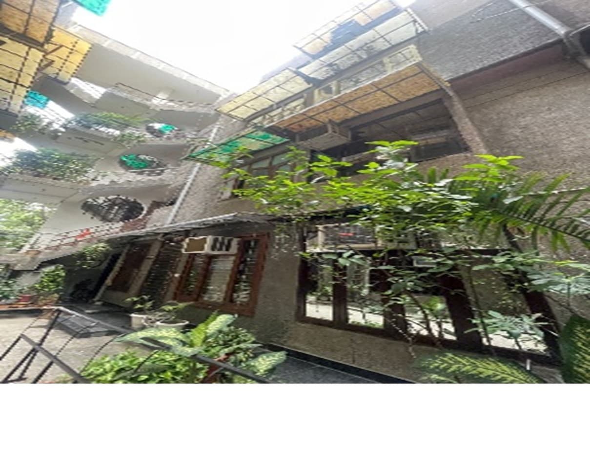 Property Photos 26