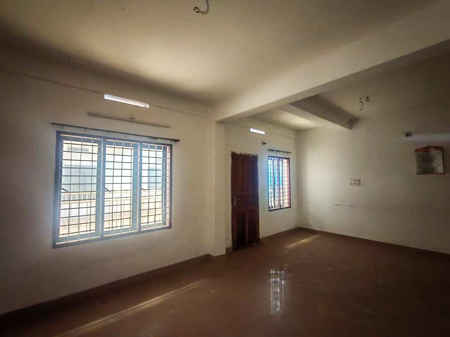 Property Photos 16