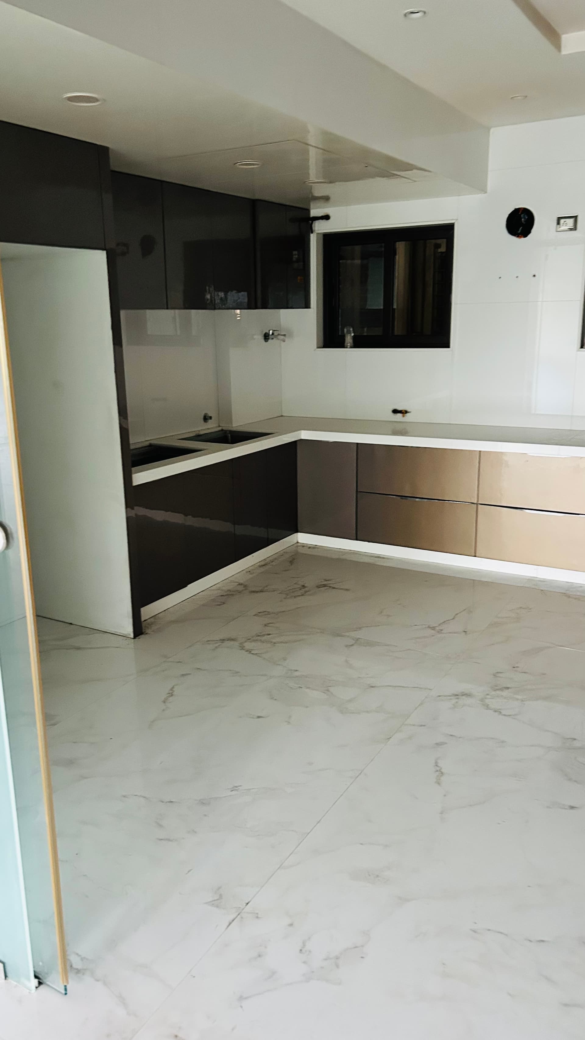 Property Photos 6