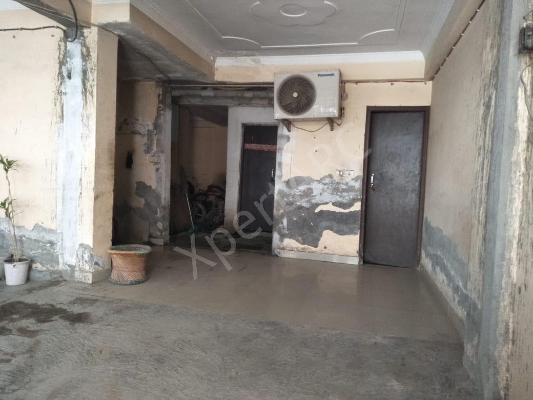 Property Photos 7