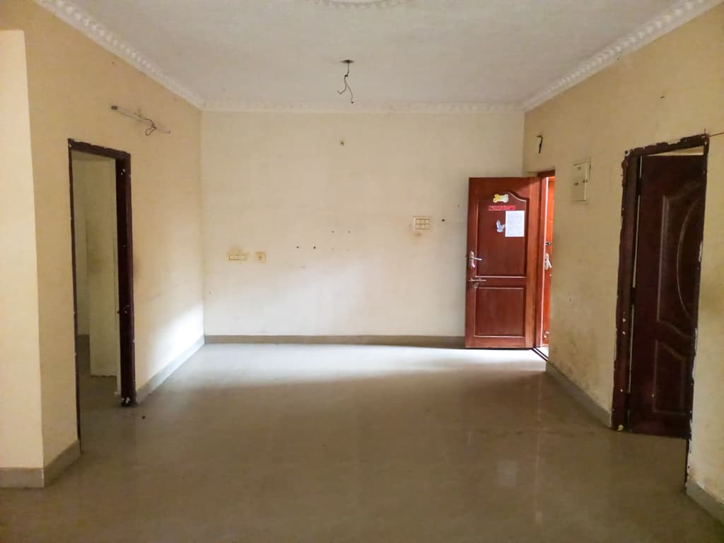 Property Photos 5