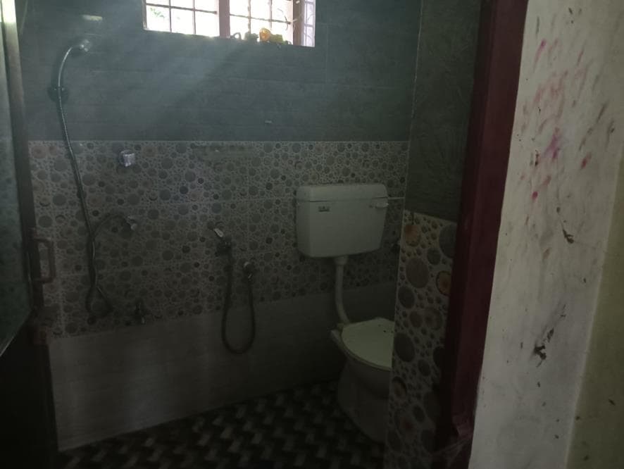 Property Photos 6