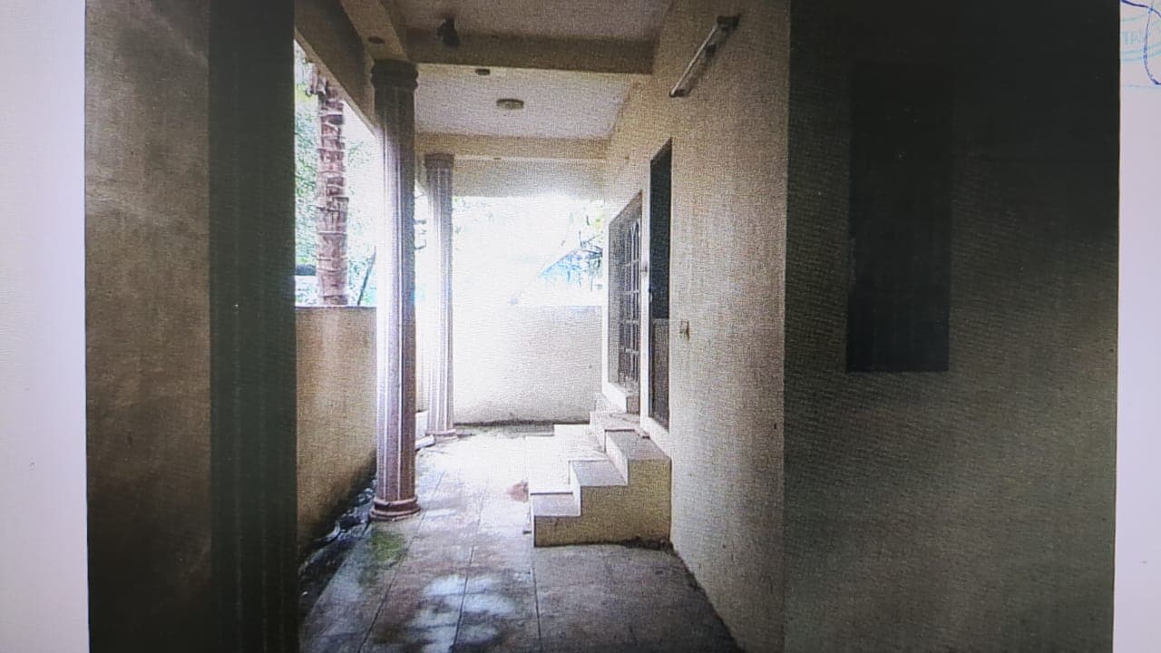 Property Photos 5