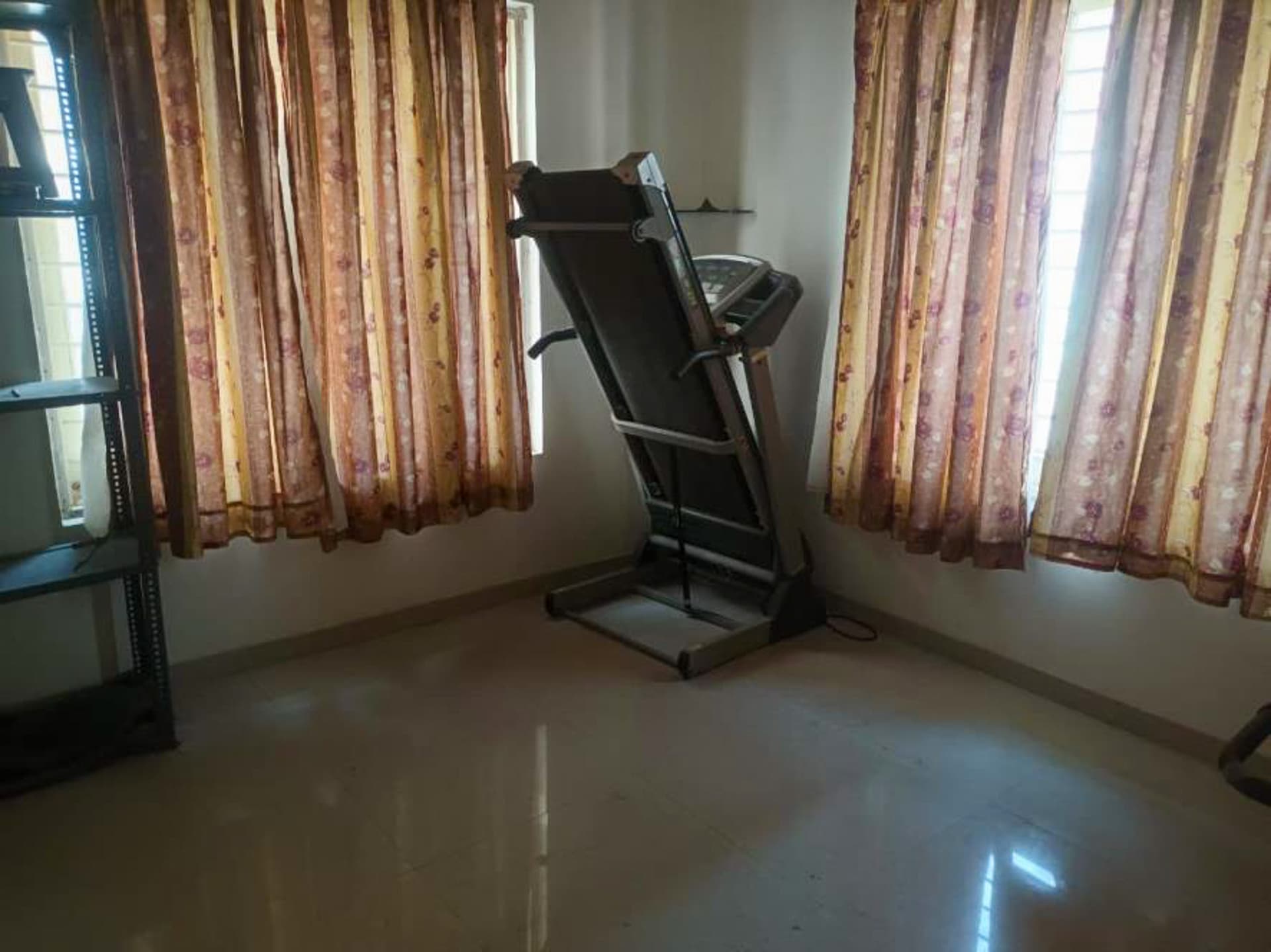 Property Photos 18
