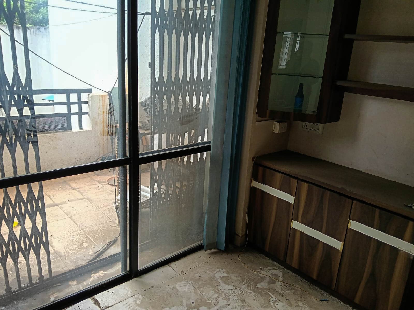 Property Photos 6