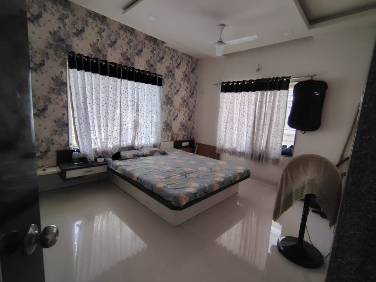 Property Photos 6