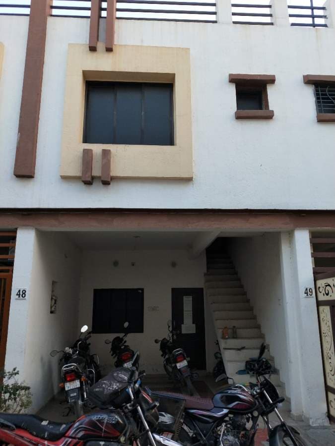 Property Photos 1