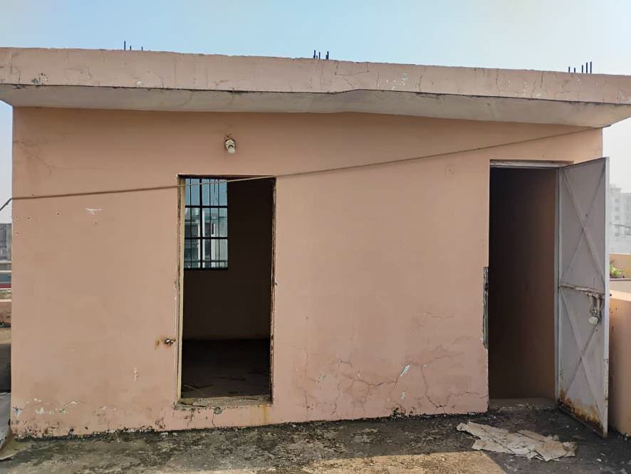Property Photos 18